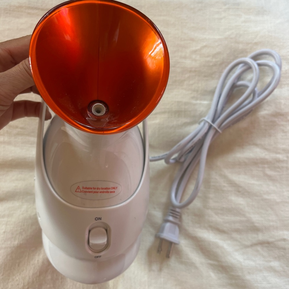 Dr Dennis Gross facial steamer